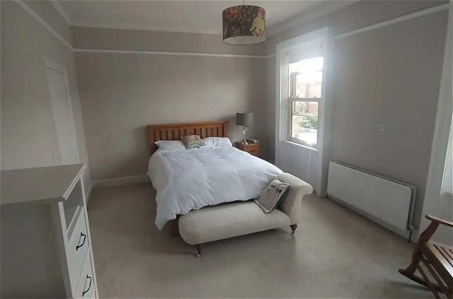 Photo 9 - Spacious 4 Bedroom Home in Drumcondra