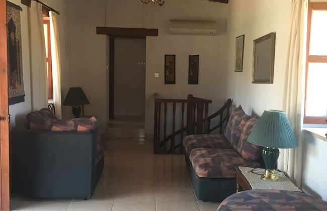 Traditional Large Detached Village House wih Private Pool and Enclosed Courtyard - Foto 18