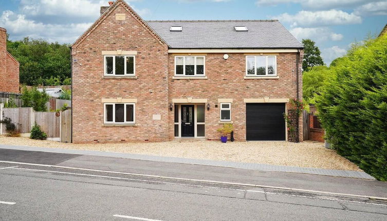 Photo 1 - Luxury Spa Home With Hot Tub Sauna And Pool Table