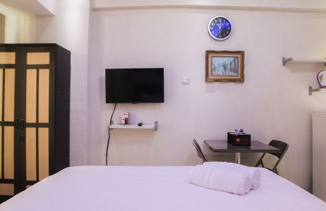 Comfy Studio Room Sunter Park View Apartment - Foto 2