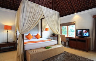 Photo 2 - Serene Villas