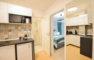 Photo 2 - Twin 1 Apartment - Cismigiu Gardens