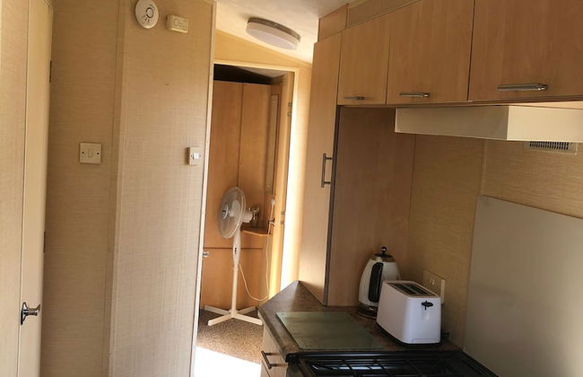 Adorable 2 Bedroom Caravan in Clacton-on-sea - Foto 12