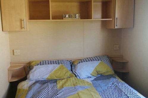 Foto 2 - Adorable 2 Bedroom Holiday Home in Clacton-on-sea