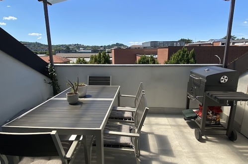 Photo 26 - Rooftop Openspace With Balconies, Parking and bbq