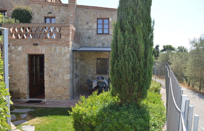 House With Private Garden in the Crete Senesi - Foto 1