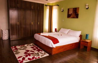 Photo 3 - Huku Qwetu C5 City Breeze Apartment