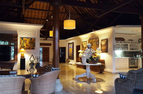 Foto 14 - Villa Kompiang Bali