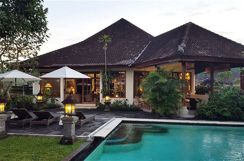 Photo 39 - Villa Kompiang Bali