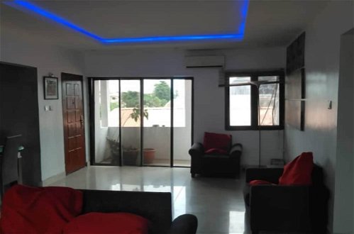 Foto 14 - Inviting 2-bed Apartment in Lagos -canal Views