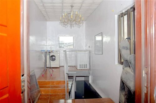 Photo 4 - Inviting 2-bed Apartment in Lagos -canal Views