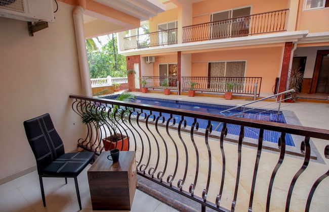 OYO 9792 Home 2BHK Poolside Siolim - Foto 20