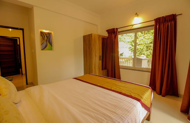 OYO 9792 Home 2BHK Poolside Siolim - Foto 7