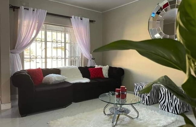 Spacious and Harmonious 2 Bedroomed Apartment - Foto 1