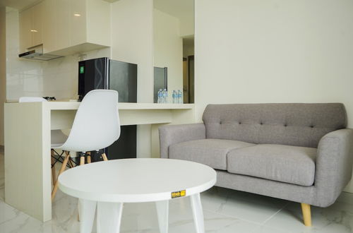 Photo 11 - Fully Furnished With Pleasure Tidy 2Br At Sky House Bsd Apartment