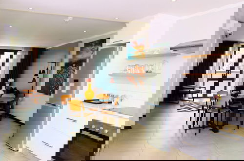 Photo 11 - The Max Hotel Sandton