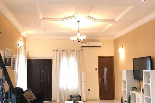 Foto 6 - Amazing 4 Bedroom Duplex in Ikeja Allen Avenue