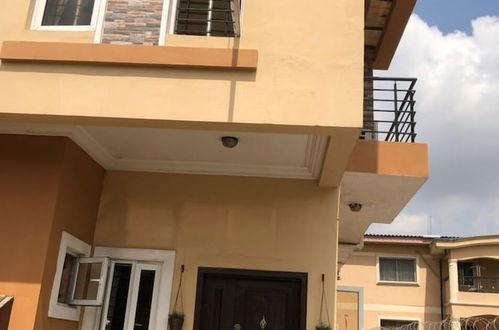 Photo 15 - Amazing 4 Bedroom Duplex in Ikeja Allen Avenue