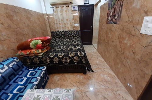 Photo 18 - Couple Friendly Private Flat in Posh Lajpat Nagar