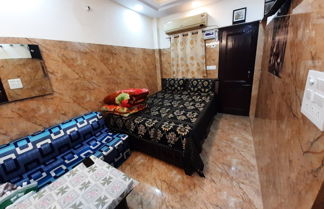 Photo 2 - Couple Friendly Private Flat in Posh Lajpat Nagar