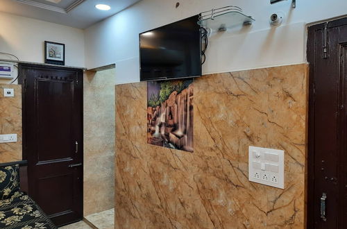 Photo 13 - Couple Friendly Private Flat in Posh Lajpat Nagar