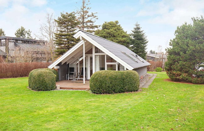 Lovely Holiday Home in Falster near Sea - Foto 1