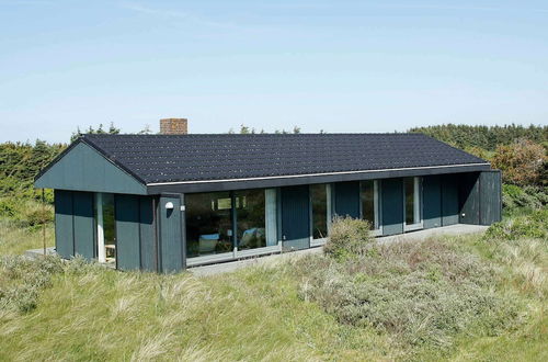 Foto 1 - Cozy Holiday Home in Lokken near Coast