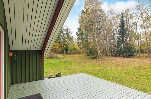 Photo 18 - 5 Person Holiday Home in Martofte