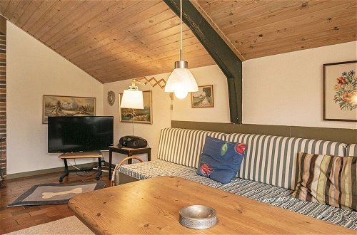 Photo 12 - 5 Person Holiday Home in Martofte