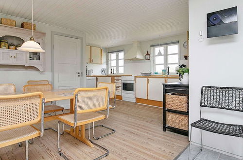 Photo 10 - 7 Person Holiday Home in Hvide Sande