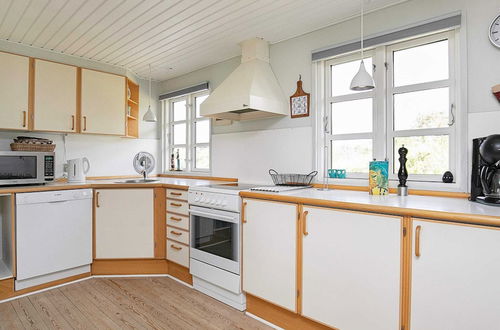 Foto 9 - 7 Person Holiday Home in Hvide Sande