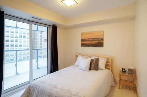 Photo 5 - Applewood Suites - Luxury 3 BDRM