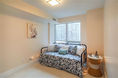 Photo 6 - Applewood Suites - Luxury 3 BDRM