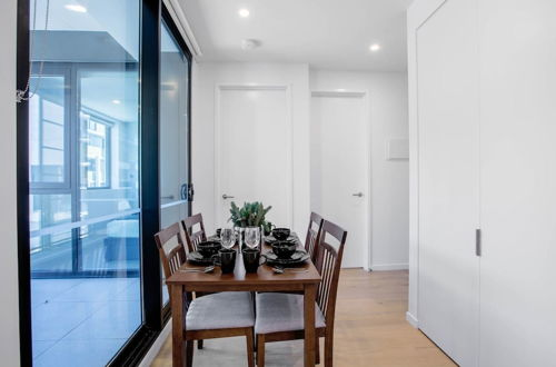 Photo 17 - Stunning Bright Apartment At Hawthron/Glenferrie Station