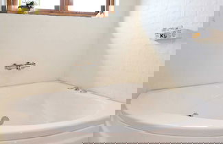 Foto 2 - 8 Person Holiday Home in Jerup