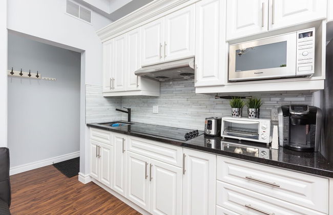 Applewood Suites - Chinatown Loft - Photo 9