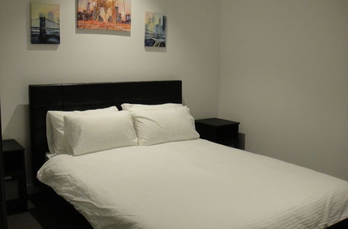 Photo 2 - Southern Cross CBD Apartment