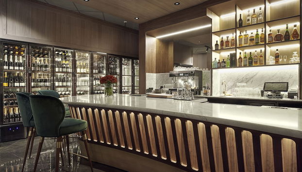 Lobby lounge