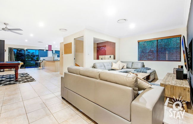Sardinia 7 Bedroom Waterfront House - Q Stay - Foto 11