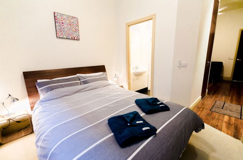 Photo 4 - Flinders Lane-studio apartment