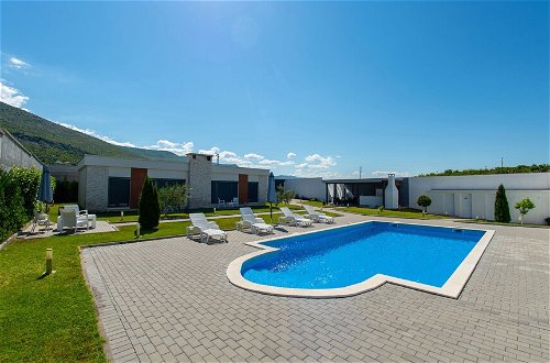 Foto 58 - Luxury Villa in Mostar