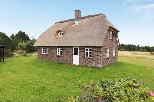 Photo 16 - Vintage Holiday Home in Blåvand near Sea