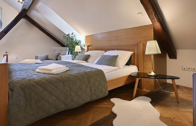 White Swan Boutique Apartments - Photo 59