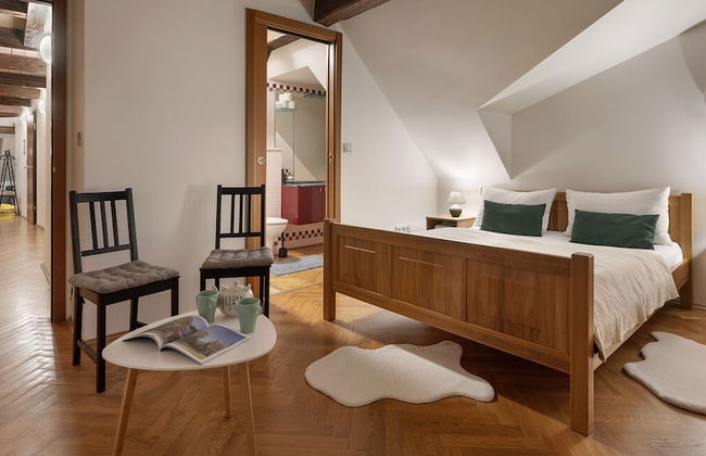 White Swan Boutique Apartments - Photo 52