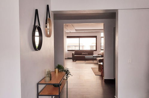 Photo 11 - Contemporary Apartment