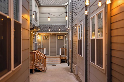 Foto 18 - Hart Suite Buyout 6 by Avantstay Two Nashville Town Houses w/ Stunning Amenities & Design