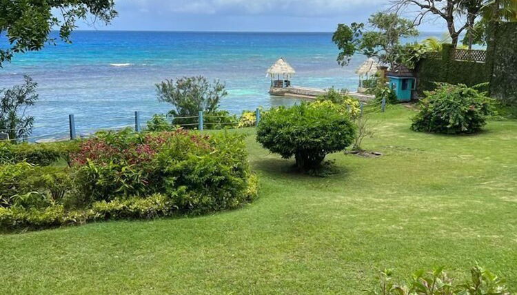 Photo 1 - Sea Breeze Studio At Carib Resort