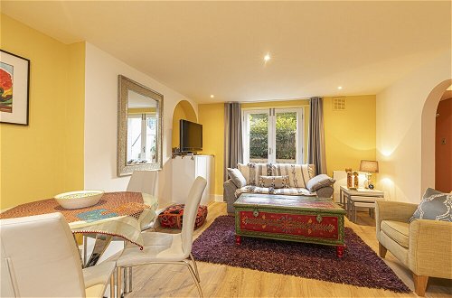 Foto 23 - Altido Stylish 2 Bed Flat In Notting Hill