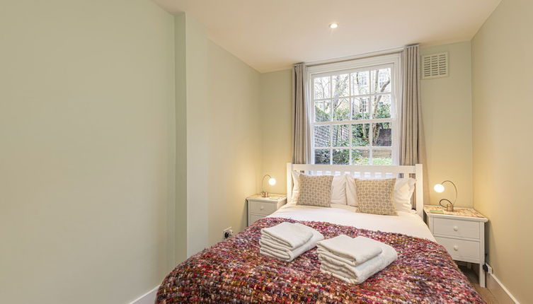 Photo 1 - JOIVY Stylish 2 Bed Flat In Notting Hill