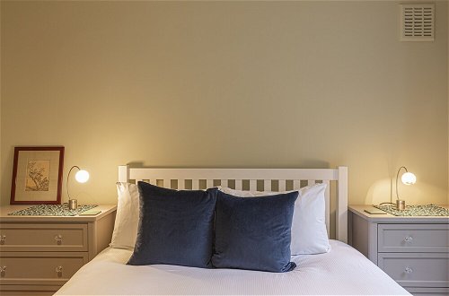 Photo 8 - Altido Stylish 2 Bed Flat In Notting Hill